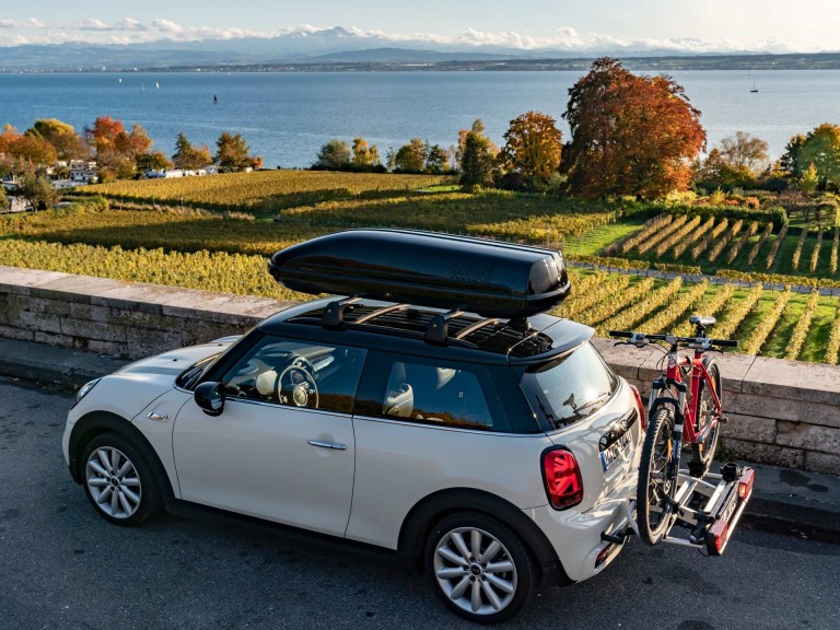 mini accessories MINI 3-door hatch white MINI roof transport box black MINI rear bike rack