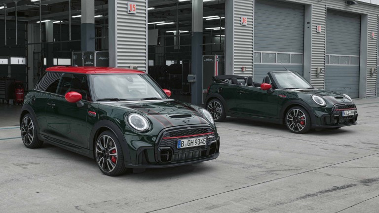 Extincteur John Cooper WORKS – CarCustom3D