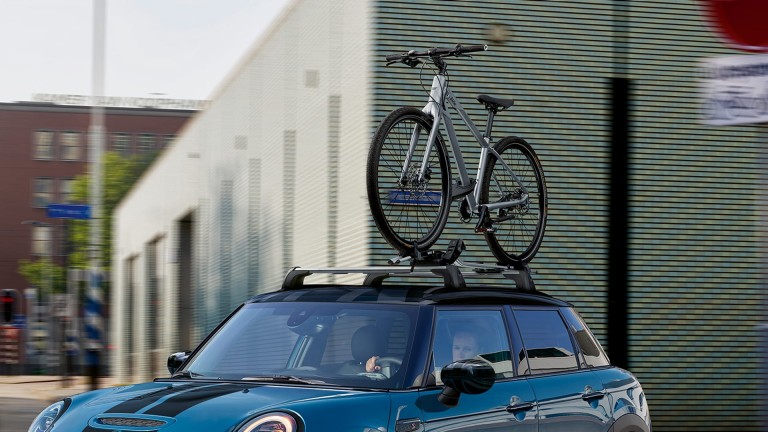MINI 5-door Hatch – Roof Bike Rack
